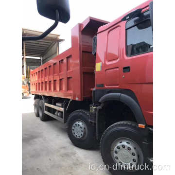 HOWO dump truck dengan 25 ton